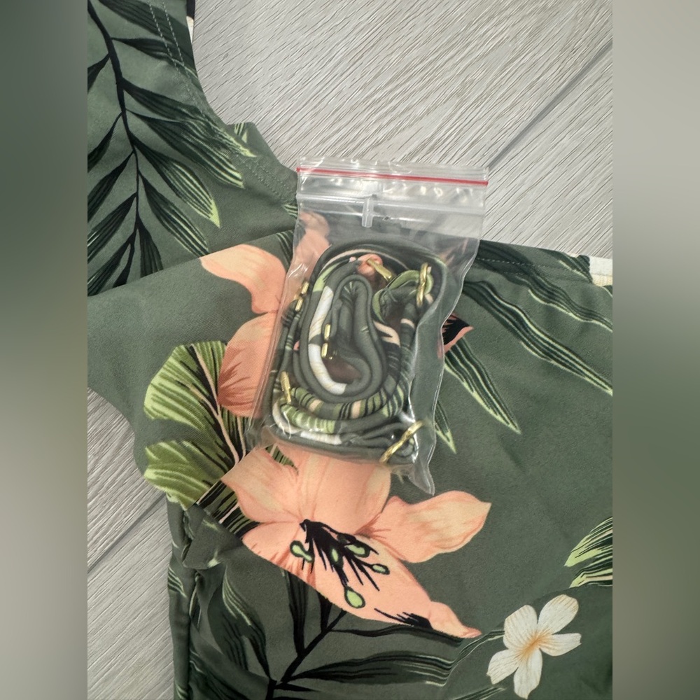 NWT Kona Sol Floral Green Swimsuit off-shoulder Size M (8-10) - Picture 4 of 6